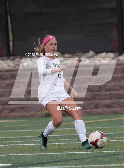 Thumbnail 2 in Mountain Vista vs. Arapahoe (CHSAA 5A 2nd Round) photogallery.