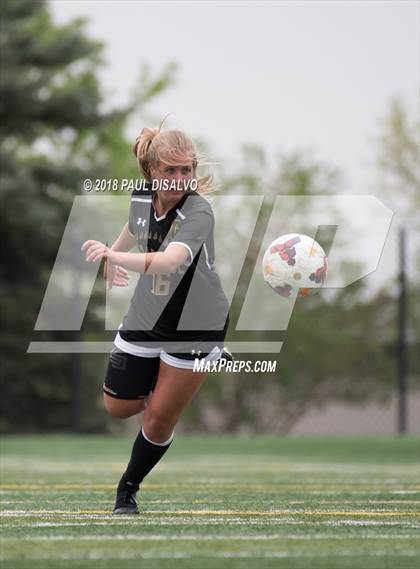 Thumbnail 2 in Mountain Vista vs. Arapahoe (CHSAA 5A 2nd Round) photogallery.