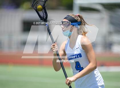 Thumbnail 1 in Carlsbad vs. La Jolla Country Day (CIF SDS Division 2 Final) photogallery.
