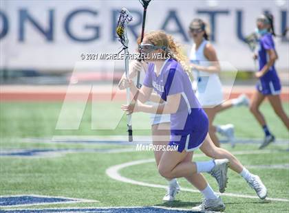 Thumbnail 3 in Carlsbad vs. La Jolla Country Day (CIF SDS Division 2 Final) photogallery.