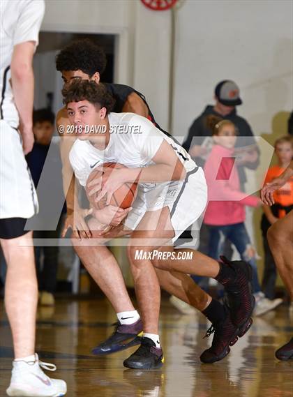 Thumbnail 2 in Salesian College Preparatory vs. Gridley (65th Gridley Invitational) photogallery.