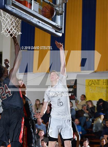 Thumbnail 1 in Salesian College Preparatory vs. Gridley (65th Gridley Invitational) photogallery.