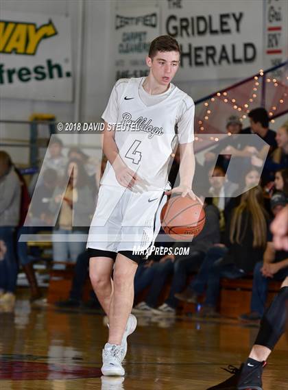 Thumbnail 2 in Salesian College Preparatory vs. Gridley (65th Gridley Invitational) photogallery.