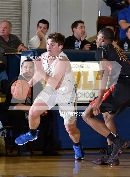 Thumbnail 2 in Salesian College Preparatory vs. Gridley (65th Gridley Invitational) photogallery.