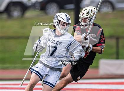 Thumbnail 2 in St. John's Prep vs. Boston College High (MIAA Division 1 Semifinal) photogallery.