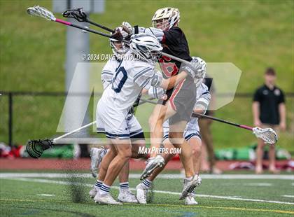 Thumbnail 2 in St. John's Prep vs. Boston College High (MIAA Division 1 Semifinal) photogallery.