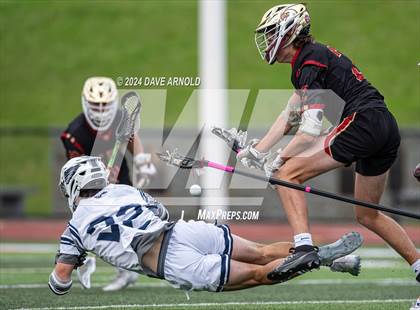 Thumbnail 3 in St. John's Prep vs. Boston College High (MIAA Division 1 Semifinal) photogallery.