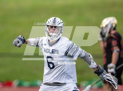 Thumbnail 2 in St. John's Prep vs. Boston College High (MIAA Division 1 Semifinal) photogallery.