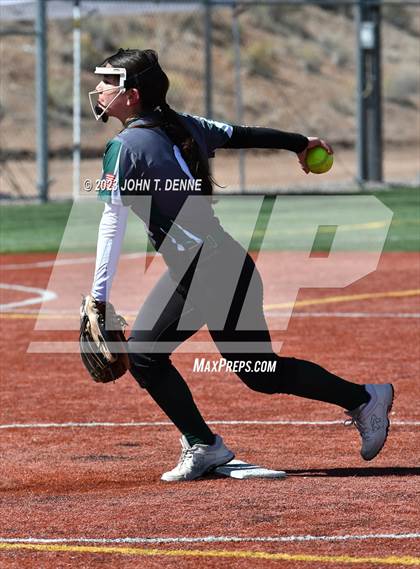 Thumbnail 1 in Hope Christian vs. Pojoaque Valley photogallery.