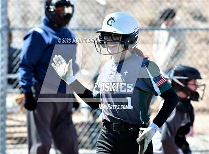 Thumbnail 2 in Hope Christian vs. Pojoaque Valley photogallery.