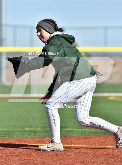 Thumbnail 1 in Hope Christian vs. Pojoaque Valley photogallery.