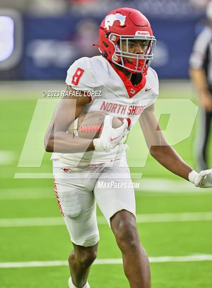 Thumbnail 3 in Cy-Fair vs. North Shore (UIL Football 6A D1 Region 3 Regional)  photogallery.