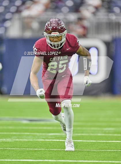 Thumbnail 1 in Cy-Fair vs. North Shore (UIL Football 6A D1 Region 3 Regional)  photogallery.