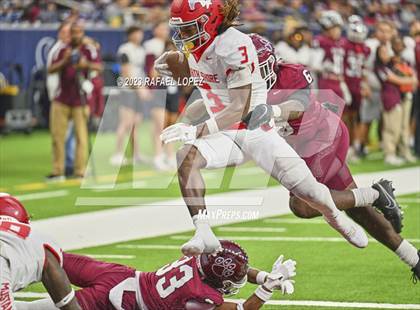 Thumbnail 3 in Cy-Fair vs. North Shore (UIL Football 6A D1 Region 3 Regional)  photogallery.