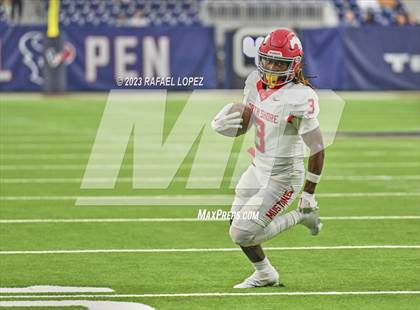Thumbnail 2 in Cy-Fair vs. North Shore (UIL Football 6A D1 Region 3 Regional)  photogallery.