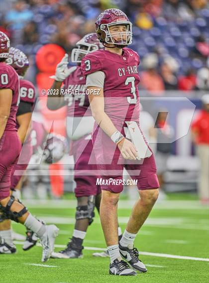 Thumbnail 1 in Cy-Fair vs. North Shore (UIL Football 6A D1 Region 3 Regional)  photogallery.