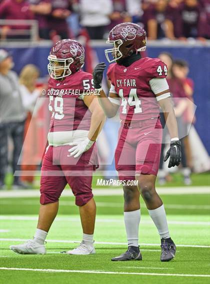 Thumbnail 3 in Cy-Fair vs. North Shore (UIL Football 6A D1 Region 3 Regional)  photogallery.