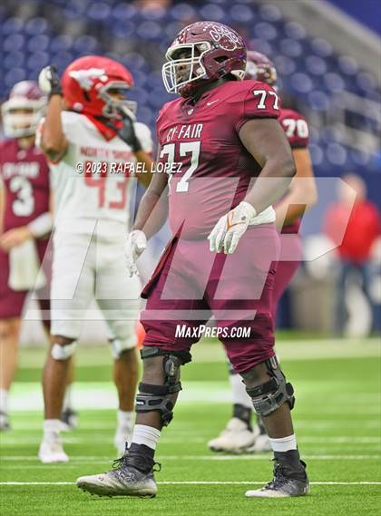 Thumbnail 3 in Cy-Fair vs. North Shore (UIL Football 6A D1 Region 3 Regional)  photogallery.