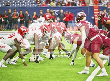 Thumbnail 2 in Cy-Fair vs. North Shore (UIL Football 6A D1 Region 3 Regional)  photogallery.