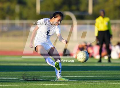 Thumbnail 2 in Fort Bend Clements vs. Cinco Ranch (I10 Shootout) photogallery.