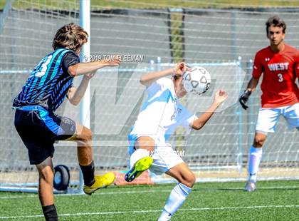 Thumbnail 3 in East vs West (Shawnee Mission Tournament) photogallery.
