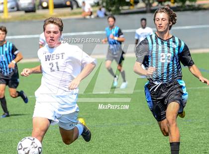 Thumbnail 2 in East vs West (Shawnee Mission Tournament) photogallery.