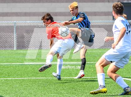 Thumbnail 1 in East vs West (Shawnee Mission Tournament) photogallery.