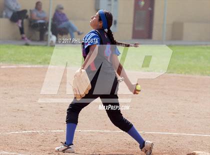Thumbnail 1 in Eagle Rock vs Leuzinger photogallery.