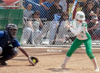 Thumbnail 1 in Eagle Rock vs Leuzinger photogallery.