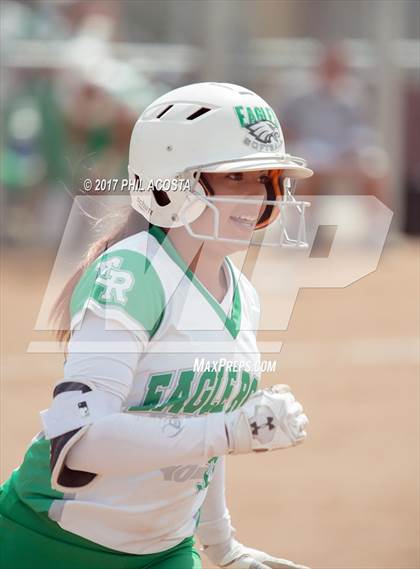 Thumbnail 2 in Eagle Rock vs Leuzinger photogallery.