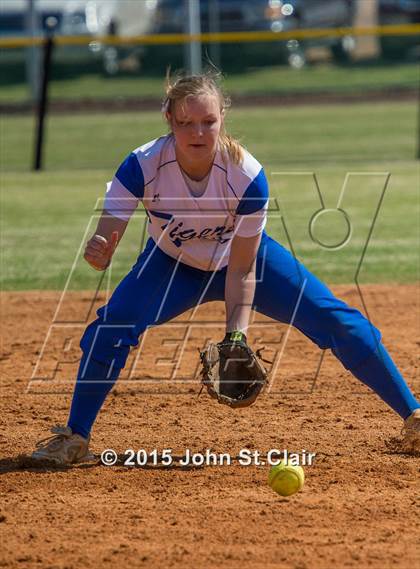 Thumbnail 2 in Sparkman vs Auburn (Bob Jones Invitational) photogallery.
