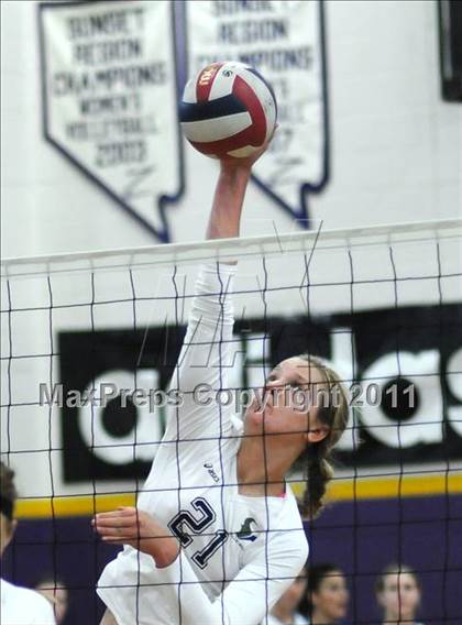 Thumbnail 3 in La Costa Canyon vs. Metairie Park Country Day (Durango Fall Classic) photogallery.