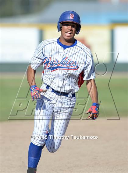 Thumbnail 3 in Manogue @ Reno photogallery.