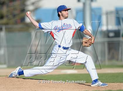 Thumbnail 3 in Manogue @ Reno photogallery.