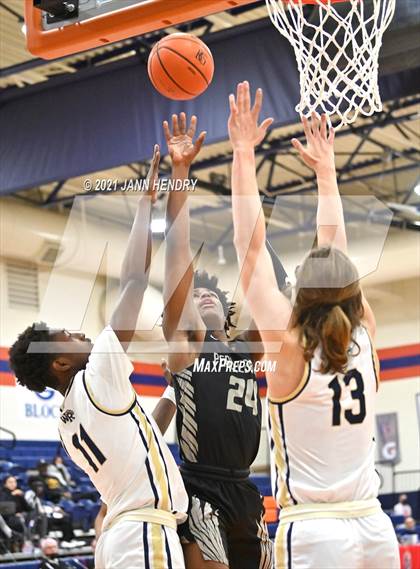 Thumbnail 3 in West Ranch vs. Pebblebrook (Tarkanian Classic) photogallery.