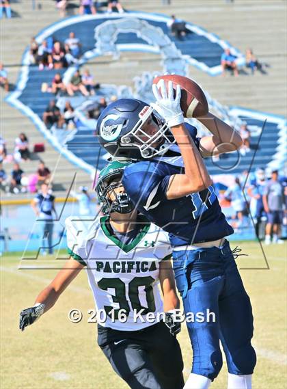 Thumbnail 3 in Pacifica @ Camarillo photogallery.