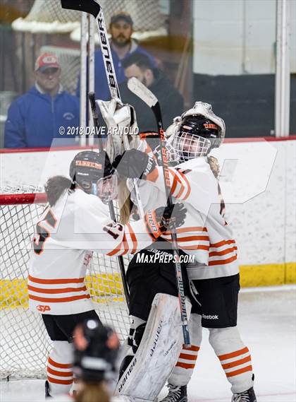 Thumbnail 3 in Braintree vs. Woburn Memorial (MIAA Division 1 Quarterfinal) photogallery.