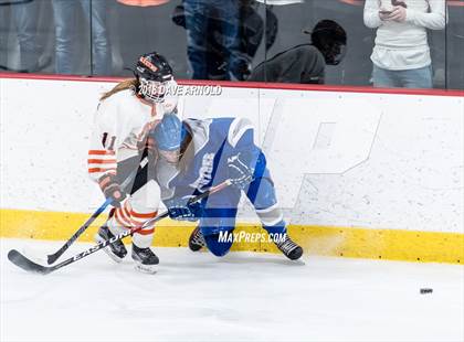 Thumbnail 1 in Braintree vs. Woburn Memorial (MIAA Division 1 Quarterfinal) photogallery.
