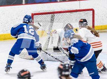 Thumbnail 1 in Braintree vs. Woburn Memorial (MIAA Division 1 Quarterfinal) photogallery.