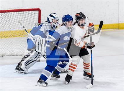 Thumbnail 1 in Braintree vs. Woburn Memorial (MIAA Division 1 Quarterfinal) photogallery.