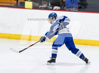 Thumbnail 1 in Braintree vs. Woburn Memorial (MIAA Division 1 Quarterfinal) photogallery.
