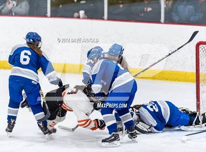 Thumbnail 2 in Braintree vs. Woburn Memorial (MIAA Division 1 Quarterfinal) photogallery.