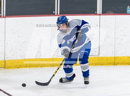 Thumbnail 2 in Braintree vs. Woburn Memorial (MIAA Division 1 Quarterfinal) photogallery.