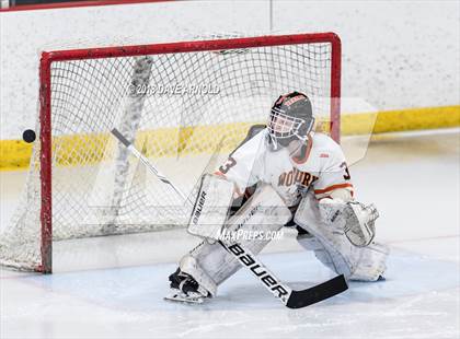 Thumbnail 1 in Braintree vs. Woburn Memorial (MIAA Division 1 Quarterfinal) photogallery.