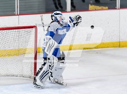 Thumbnail 3 in Braintree vs. Woburn Memorial (MIAA Division 1 Quarterfinal) photogallery.