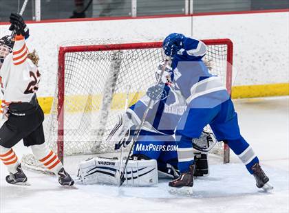 Thumbnail 2 in Braintree vs. Woburn Memorial (MIAA Division 1 Quarterfinal) photogallery.