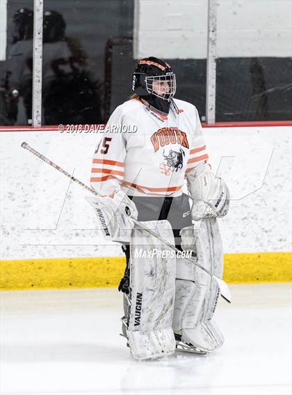 Thumbnail 1 in Braintree vs. Woburn Memorial (MIAA Division 1 Quarterfinal) photogallery.