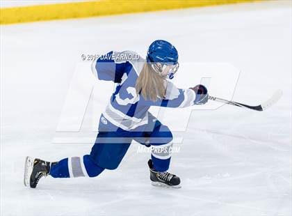 Thumbnail 3 in Braintree vs. Woburn Memorial (MIAA Division 1 Quarterfinal) photogallery.