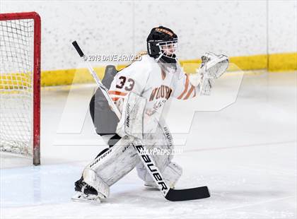 Thumbnail 2 in Braintree vs. Woburn Memorial (MIAA Division 1 Quarterfinal) photogallery.