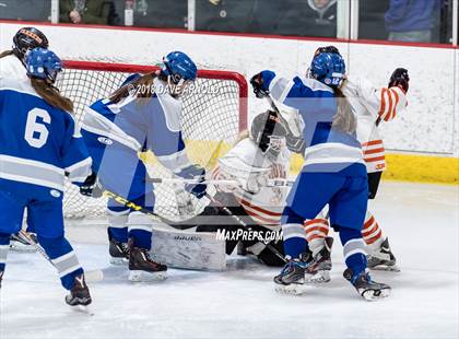 Thumbnail 3 in Braintree vs. Woburn Memorial (MIAA Division 1 Quarterfinal) photogallery.